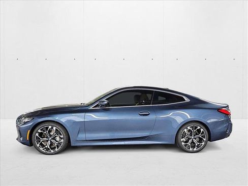 Used 2026 BMW 430i Coupe w/ Premium Package image 5