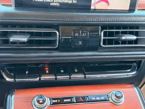 Used 2021 Lincoln Aviator Reserve w/ Equipment Group 201A RWD image 24