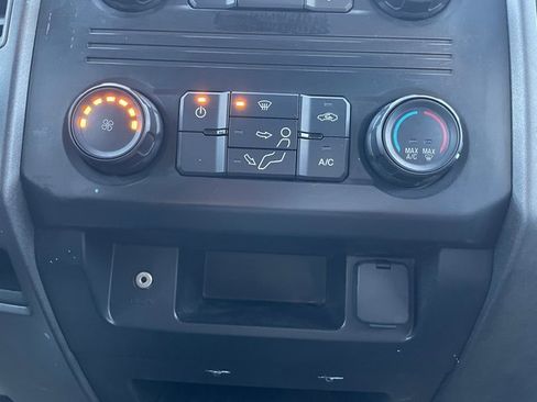 Used 2018 Ford F250 XL w/ Snow Plow Prep Package image 21