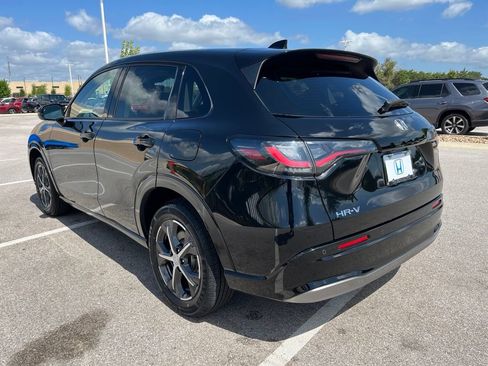 Certified 2025 Honda HR-V EX-L image 6