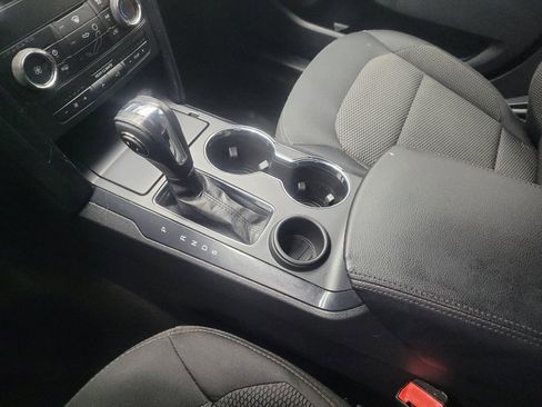 Used 2018 Ford Explorer XLT FWD image 26