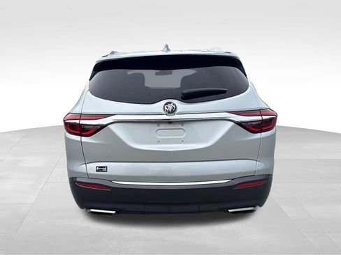 Used 2019 Buick Enclave Essence FWD image 4