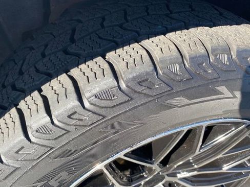 Used 2017 GMC Yukon Denali w/ Open Road Package image 25