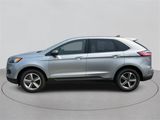 Used 2022 Ford Edge SEL w/ Convenience Package image 2