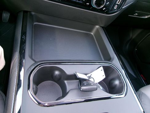 New 2026 Chevrolet Silverado 2500 ZR2 image 28