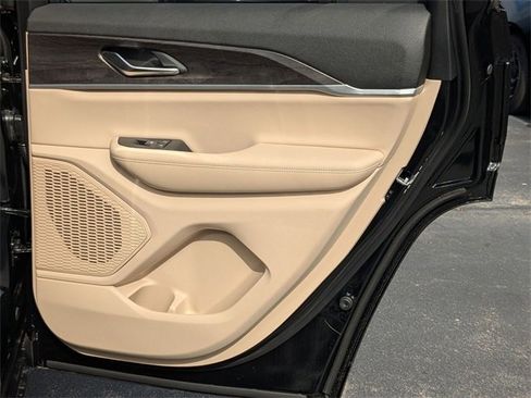 New 2025 Jeep Grand Cherokee Limited image 33