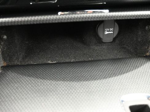 Used 2014 Chrysler 300 S image 23