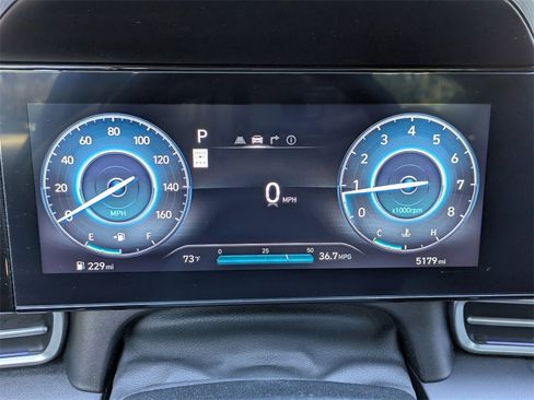 Certified 2024 Hyundai Elantra SEL image 27