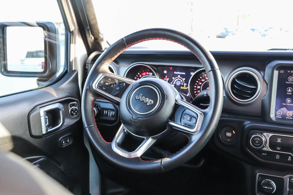 Used 2022 Jeep Gladiator Rubicon w/ Trailer Tow Package AWD/4WD image 17