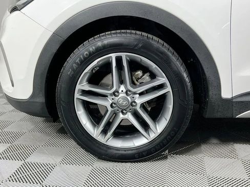 Used 2019 Hyundai Santa Fe XL w/ Cargo Package image 34