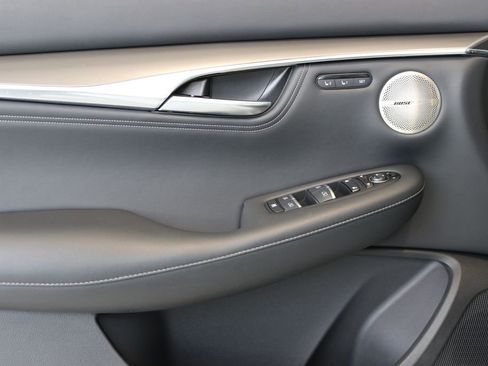 Certified 2025 INFINITI QX55 Essential image 13