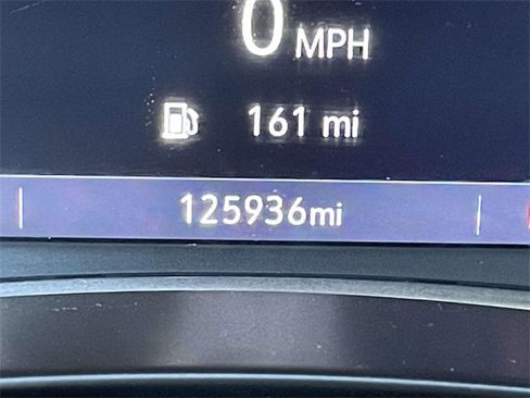 Used 2021 GMC Terrain SLT image 22