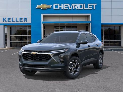 New 2026 Chevrolet Trax LT w/ Sunroof Package image 6