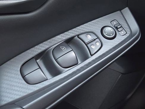 Certified 2025 Nissan Sentra S image 29