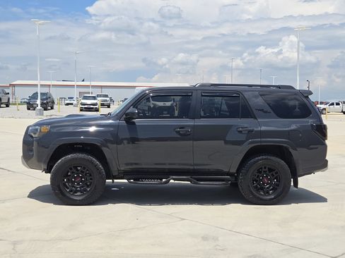 Used 2024 Toyota 4Runner TRD Off-Road AWD/4WD image 5