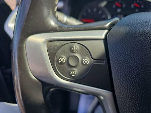 Used 2020 GMC Acadia SLE w/ Driver Convenience Package FWD image 30