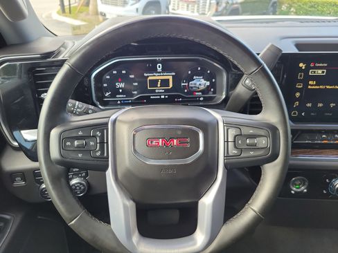 Used 2023 GMC Sierra 1500 Elevation image 18