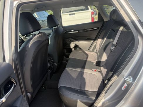 Used 2023 Kia Seltos S FWD image 13