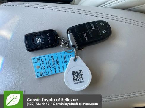Used 2016 Chrysler 200 LX FWD image 15