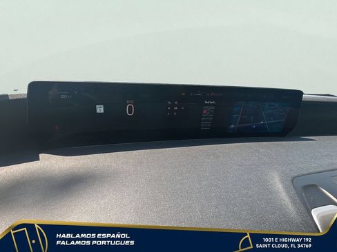 Used 2025 Ford Expedition Active AWD/4WD image 37