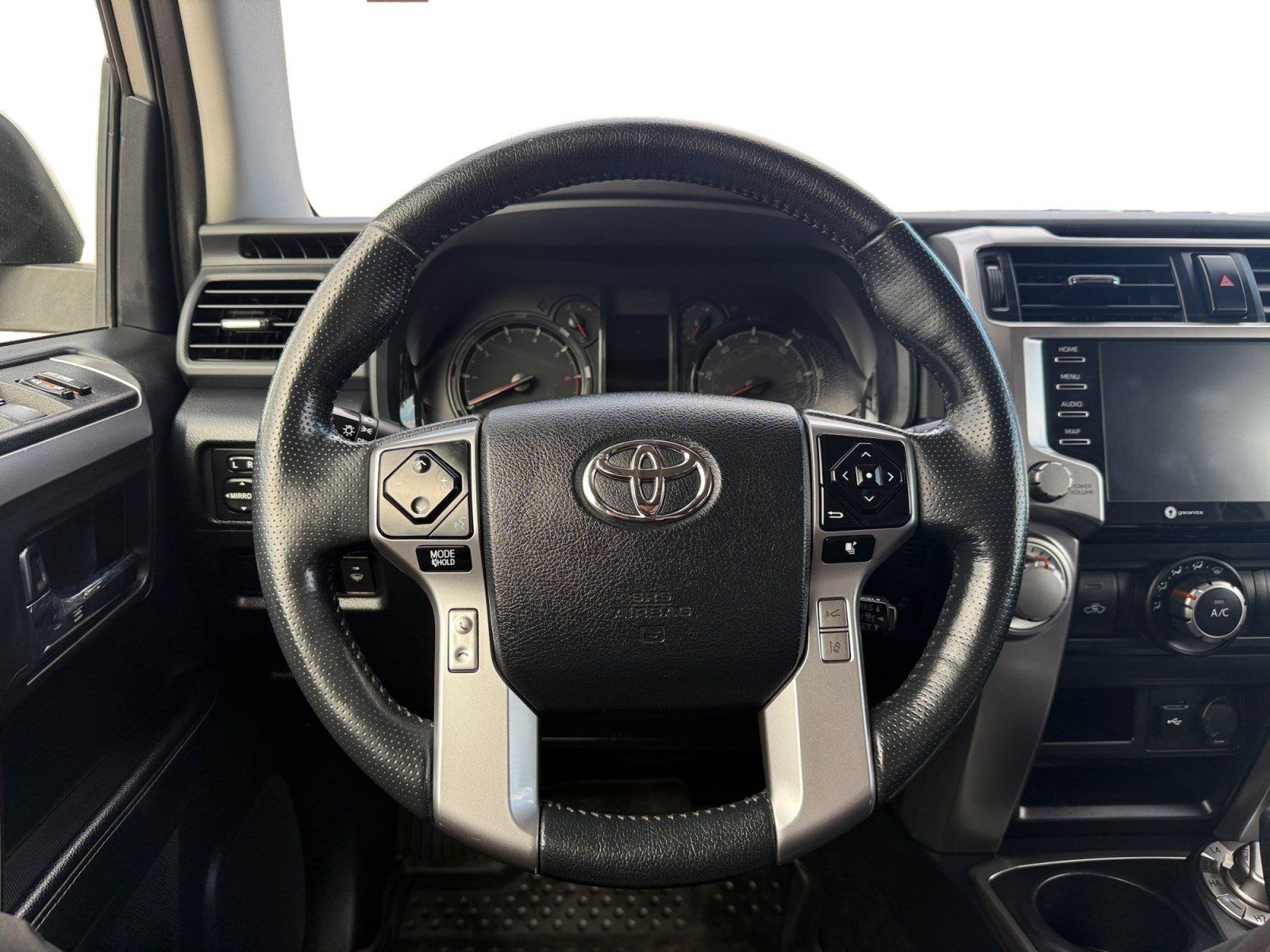Used 2023 Toyota 4Runner SR5 Premium w/ Moonroof Package AWD/4WD image 11