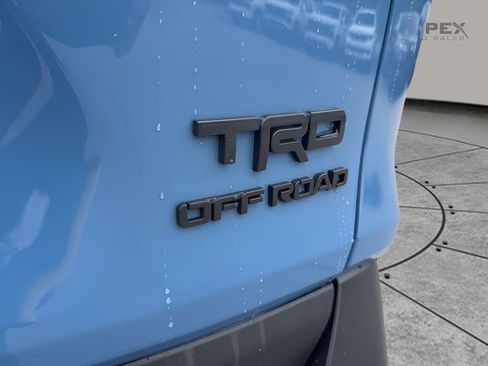 Used 2022 Toyota RAV4 TRD Off-Road AWD/4WD image 32