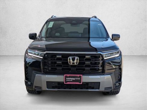 Certified 2026 Honda Pilot Touring image 6