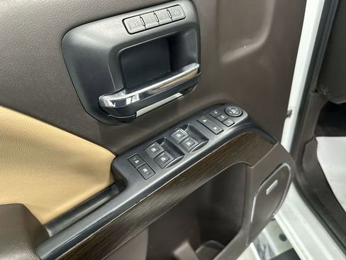 Used 2018 GMC Sierra 2500 Denali image 26