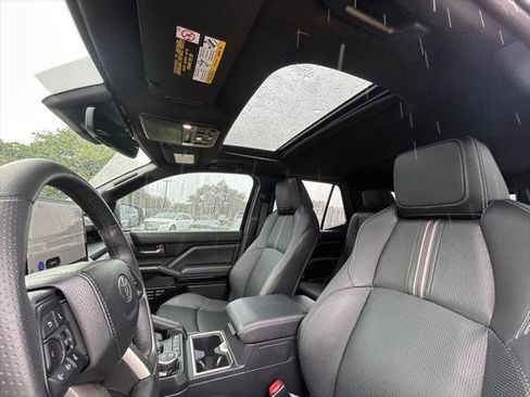 Certified 2025 Toyota 4Runner Limited AWD/4WD image 27