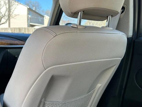 Used 2015 BMW 320i Sedan image 36