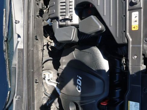 Used 2013 Kia Sorento LX w/ Convenience Pkg image 12