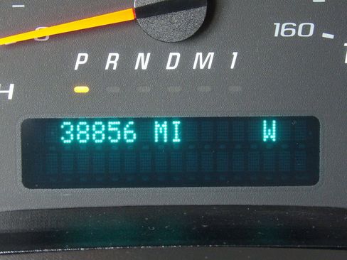 Used 2023 Chevrolet Express 3500 LS RWD image 21