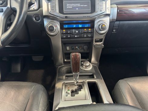 Used 2018 Toyota 4Runner Limited AWD/4WD image 20