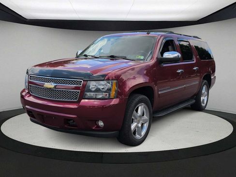 Used 2011 Chevrolet Suburban LTZ AWD/4WD image 4