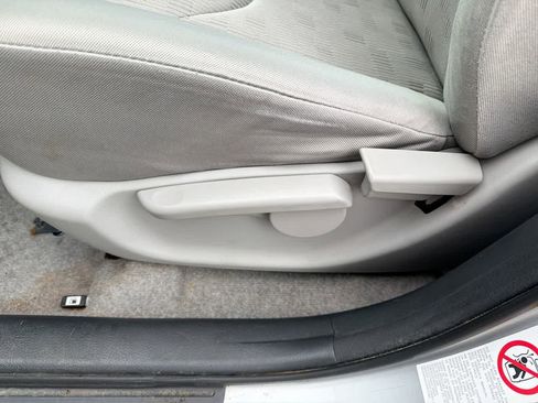 Used 2009 Toyota RAV4 4WD image 22