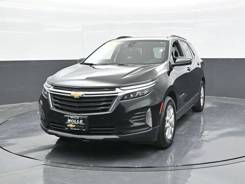 Used 2023 Chevrolet Equinox LT FWD image 2