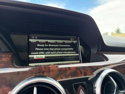 Used 2015 Mercedes-Benz GLK 350 4MATIC image 34