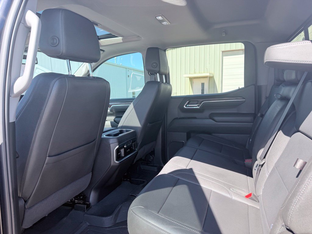 Used 2024 GMC Sierra 1500 SLT AWD/4WD image 21