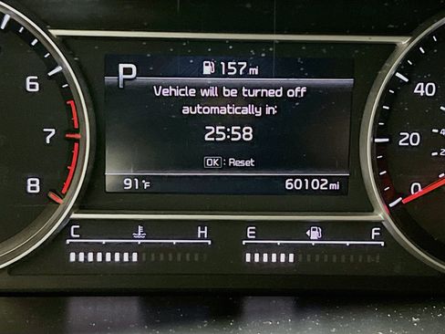 Used 2022 Kia Sorento EX w/ Panoramic Sunroof Package FWD image 22