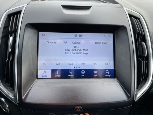 Used 2020 Ford Edge Titanium w/ Equipment Group 301A image 19