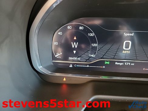 Used 2023 GMC Yukon XL AT4 w/ Technology Package image 19