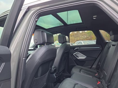 Used 2022 Audi Q3 2.0T Premium Plus image 54
