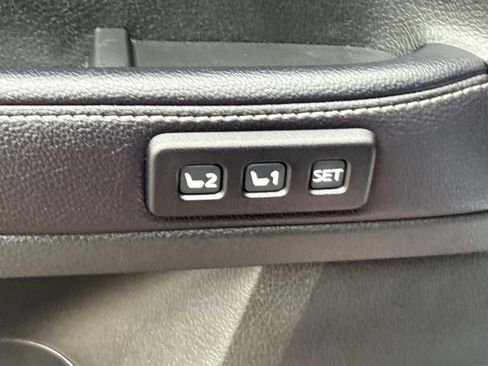 Used 2018 Toyota 4Runner Limited image 25