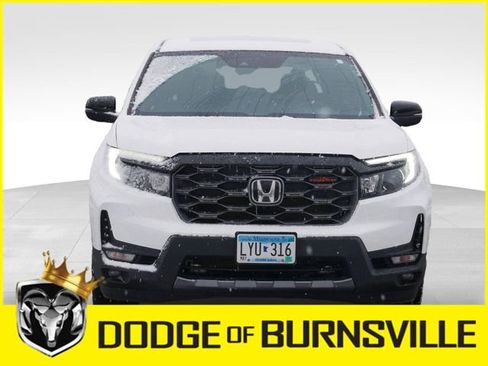 Used 2024 Honda Ridgeline TrailSport image 2