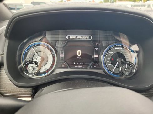 Used 2020 RAM 2500 Limited AWD/4WD image 29