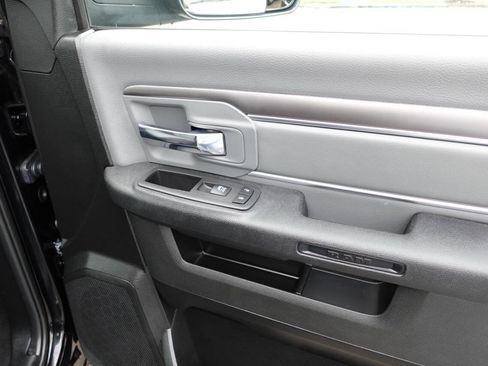 Used 2023 RAM 1500 Classic SLT w/ Electronics Convenience Group image 31