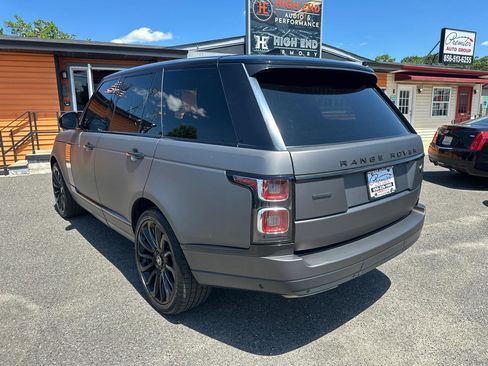 Used 2018 Land Rover Range Rover Supercharged AWD/4WD image 7