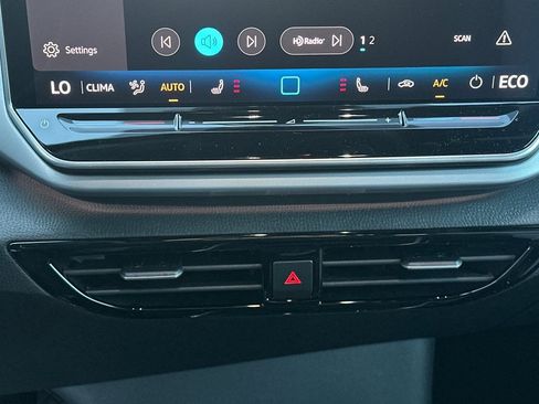 New 2026 Volkswagen ID.4 Pro image 21