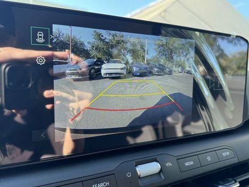 New 2025 Kia K4 LXS image 19