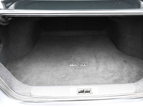 Used 2021 Nissan Sentra SR image 15